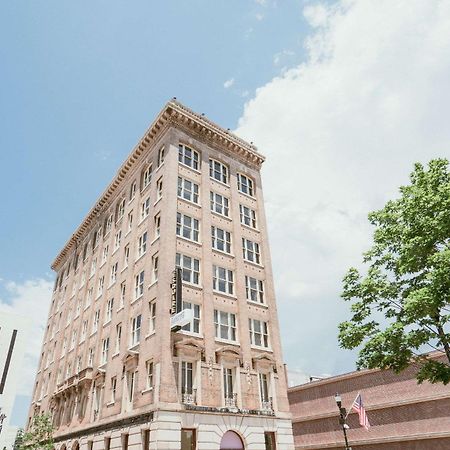 The Esquire Hotel Downtown Gastonia, Ascend Hotel Collection Exterior foto